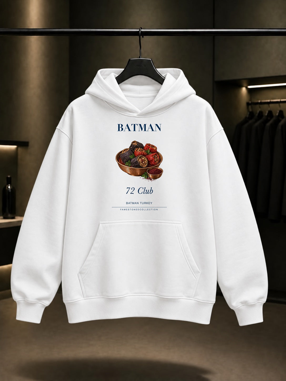 Batman Sumaklı Dolma 72 Club baskılı beyaz kapüşonlu sweatshirt