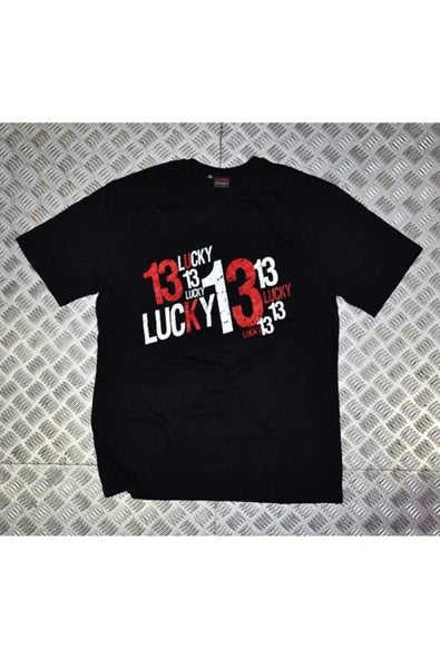 Lucky 13' kırmızı-beyaz tipografik baskılı siyah tişört