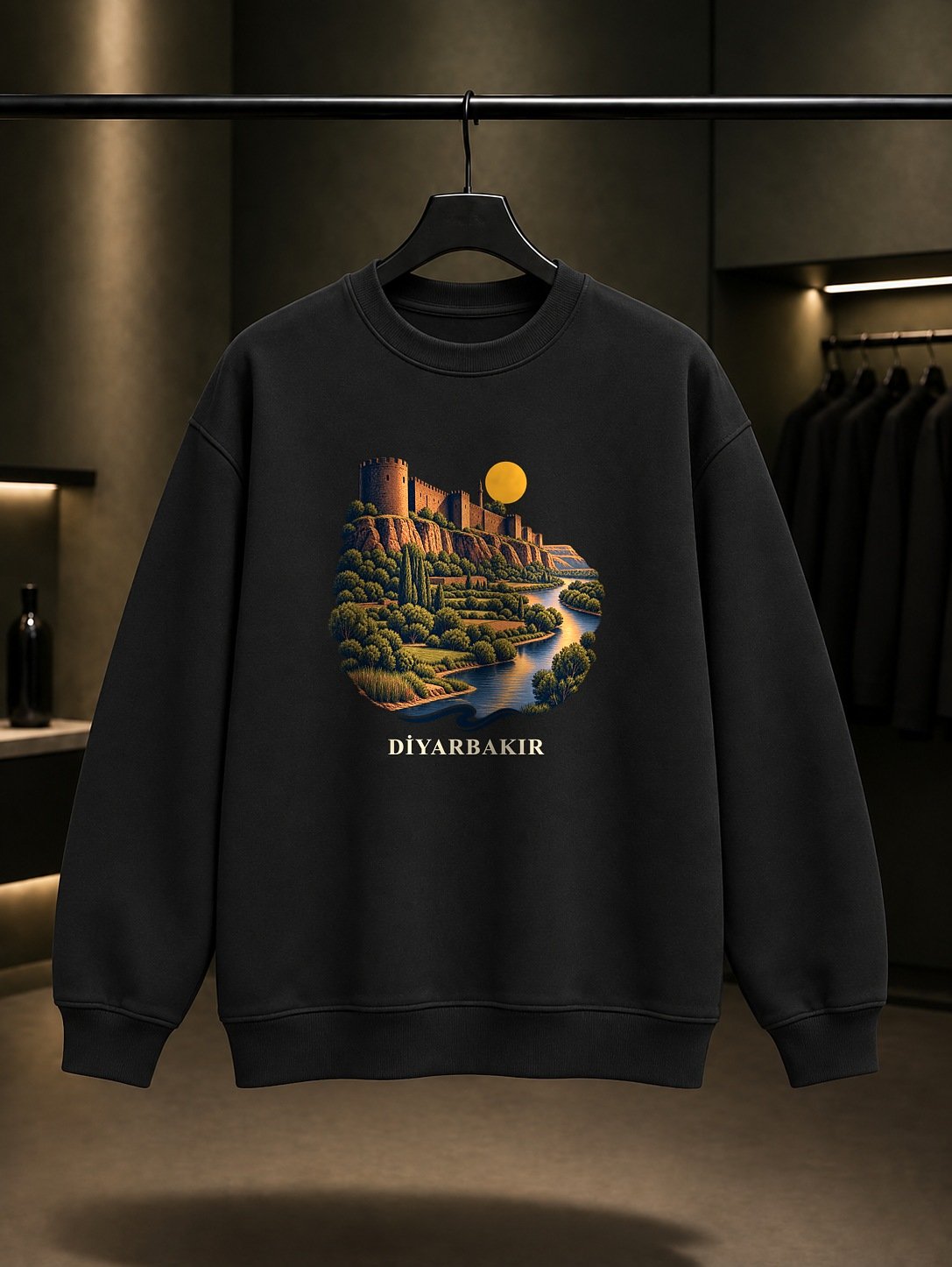 Diyarbakır On Gözlü Köprü baskılı siyah sweatshirt