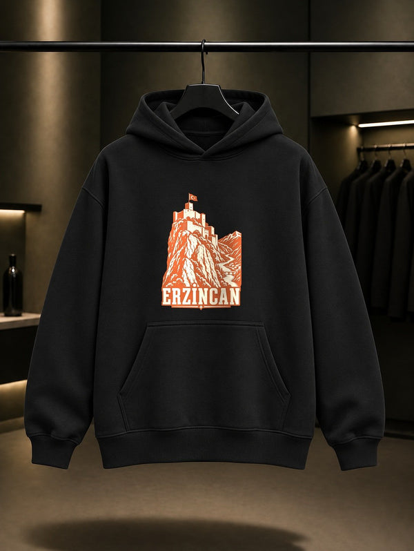 Erzincan Kemah Kalesi baskılı siyah kapüşonlu sweatshirt