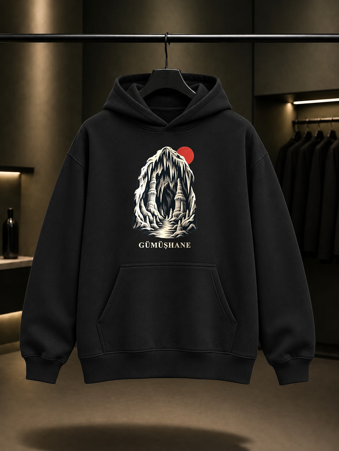 Gümüşhane Karaca Mağarası baskılı siyah kapüşonlu sweatshirt