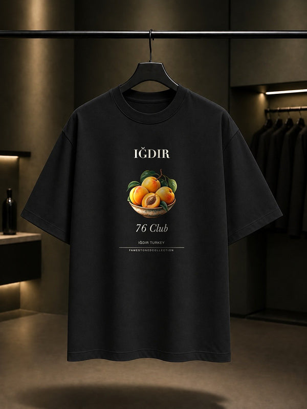 Iğdır Salak Kayısı 76 Club baskılı siyah t-shirt