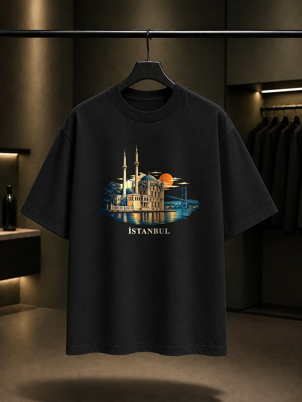 İstanbul Ortaköy baskılı siyah t-shirt