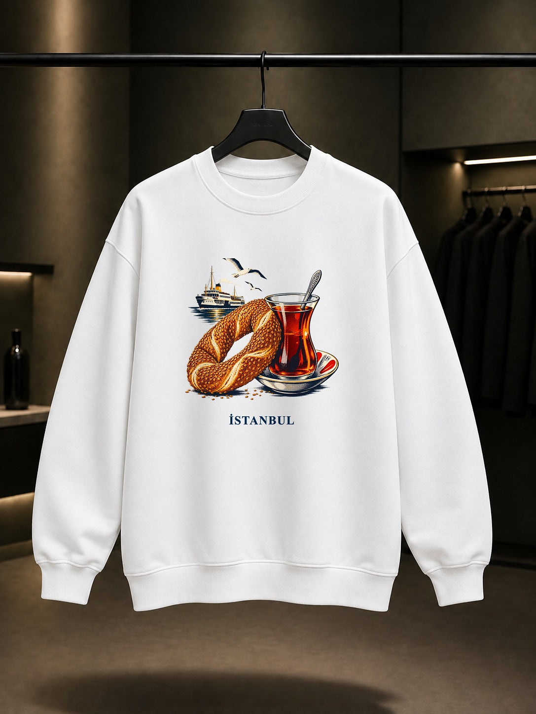 İstanbul Simit Çay baskılı beyaz sweatshirt