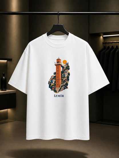 İzmir Tarihi Asansör baskılı beyaz t-shirt