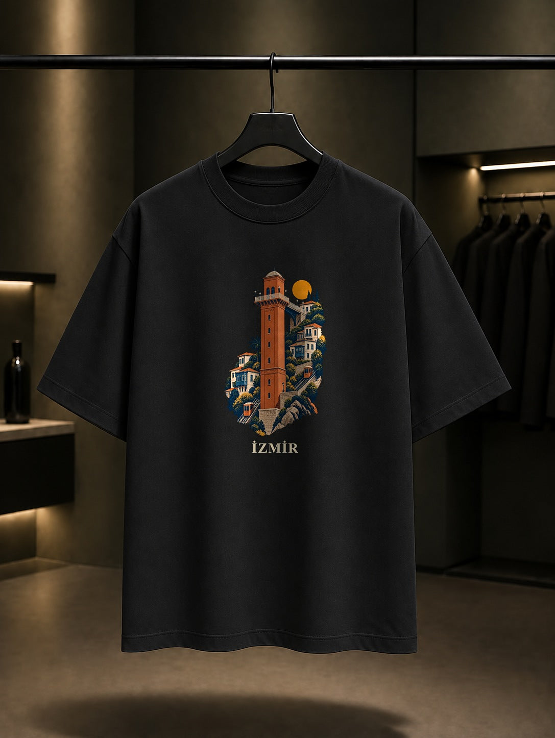 İzmir Tarihi Asansör baskılı siyah t-shirt