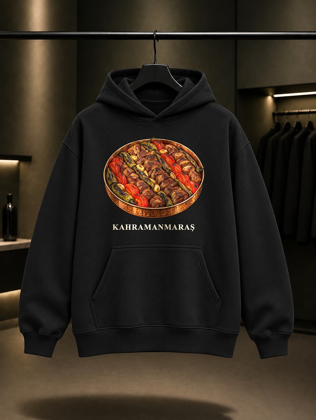 Kahramanmaraş Eli Böğründe baskılı siyah kapüşonlu sweatshirt