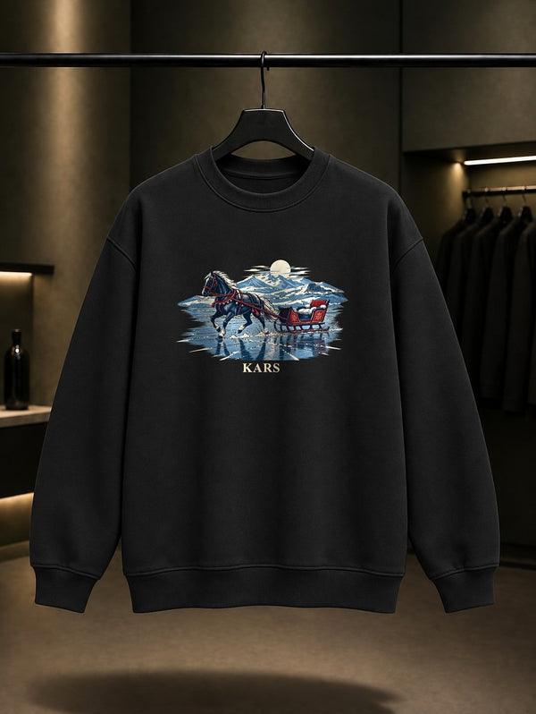 Kars Çıldır Gölü Atlı Kızak baskılı siyah sweatshirt