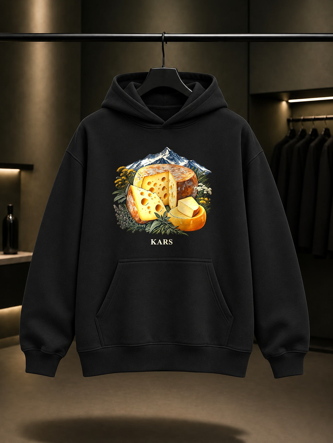 Kars Gravyer Kaşar baskılı siyah kapüşonlu sweatshirt