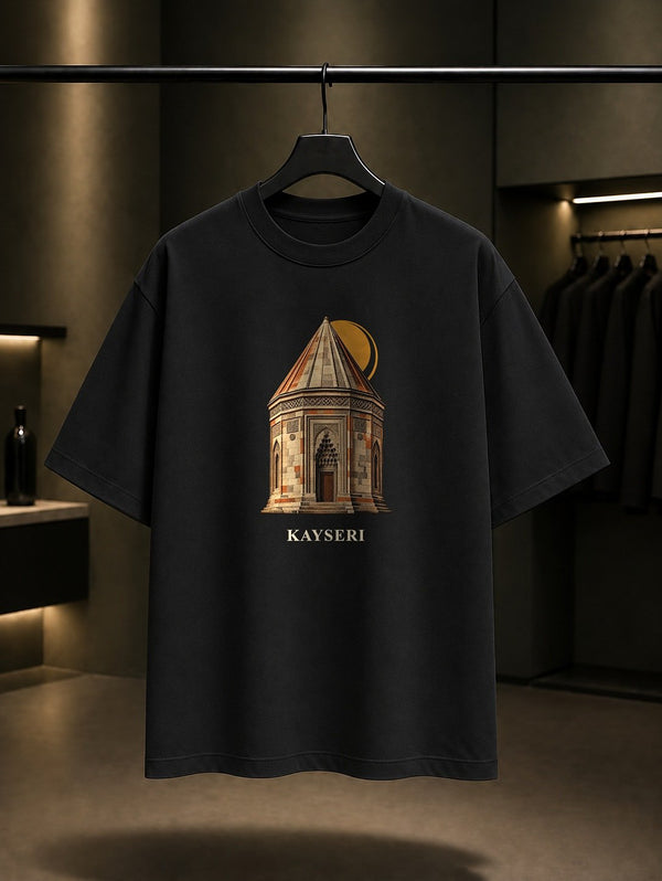 Kayseri Döner Kümbet baskılı siyah t-shirt