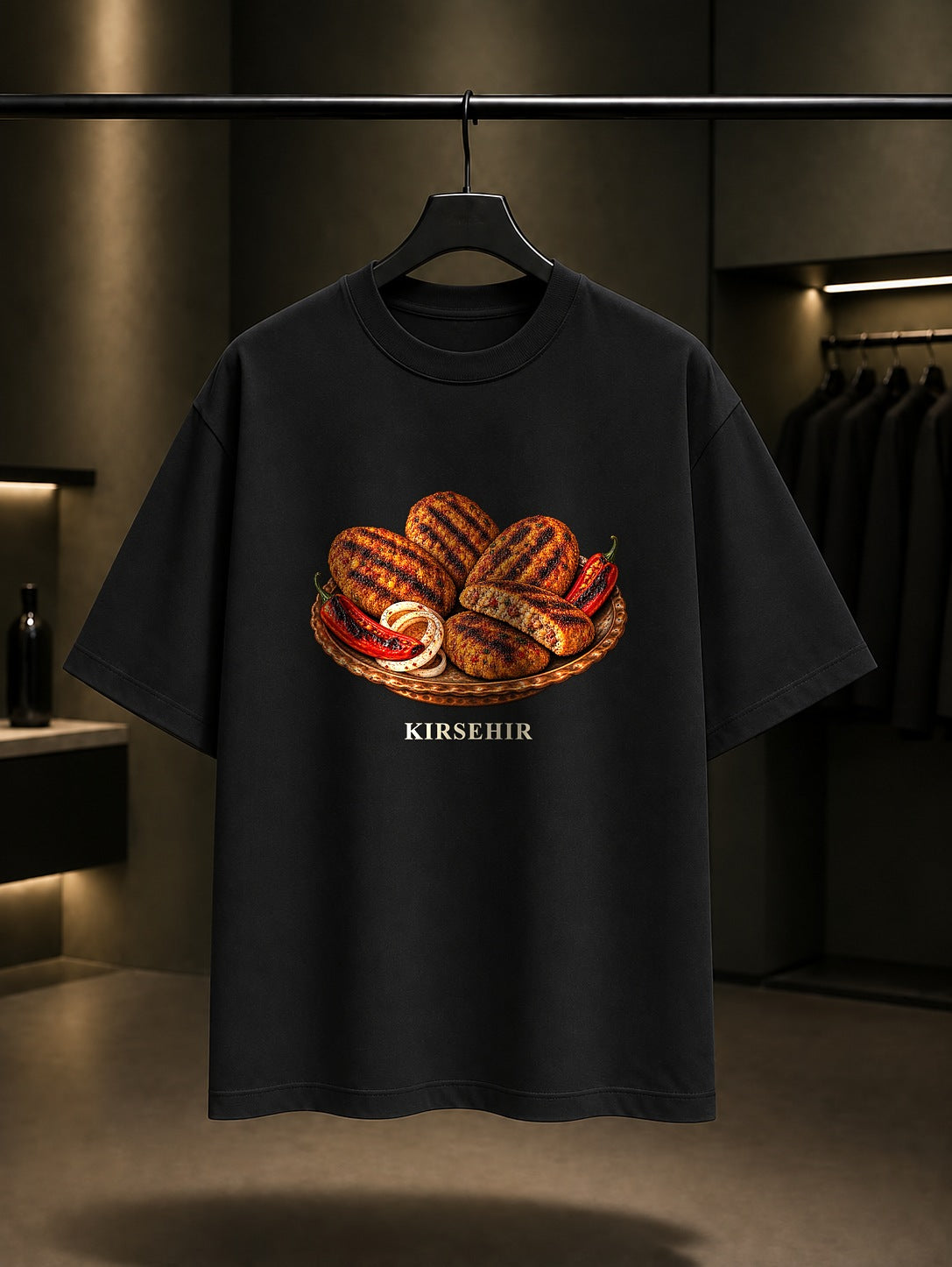 Kırşehir Beşmeç baskılı siyah t-shirt