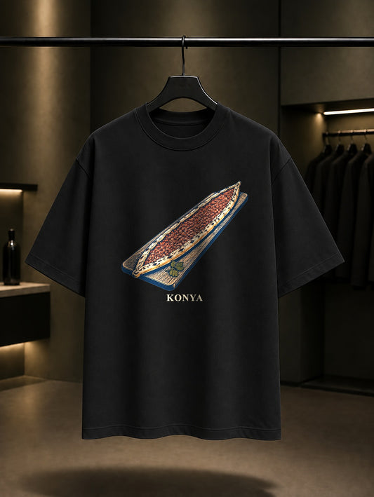 Konya Etli Ekmek baskılı siyah t-shirt