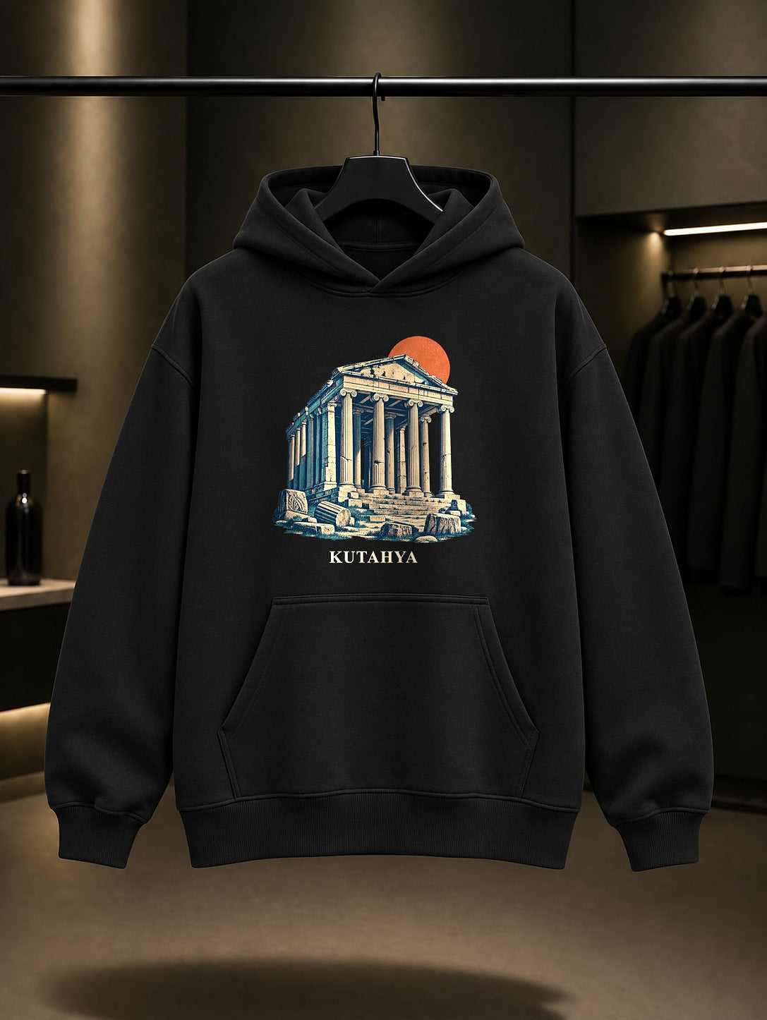 Kütahya Aizanoi Zeus Tapınağı baskılı siyah kapüşonlu sweatshirt