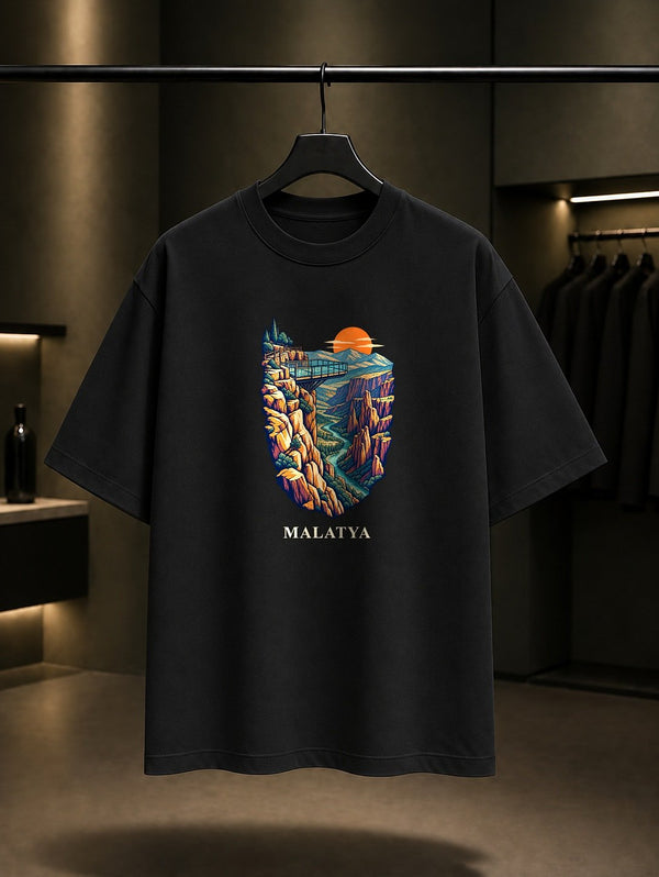 Malatya Levent Vadisi baskılı siyah t-shirt