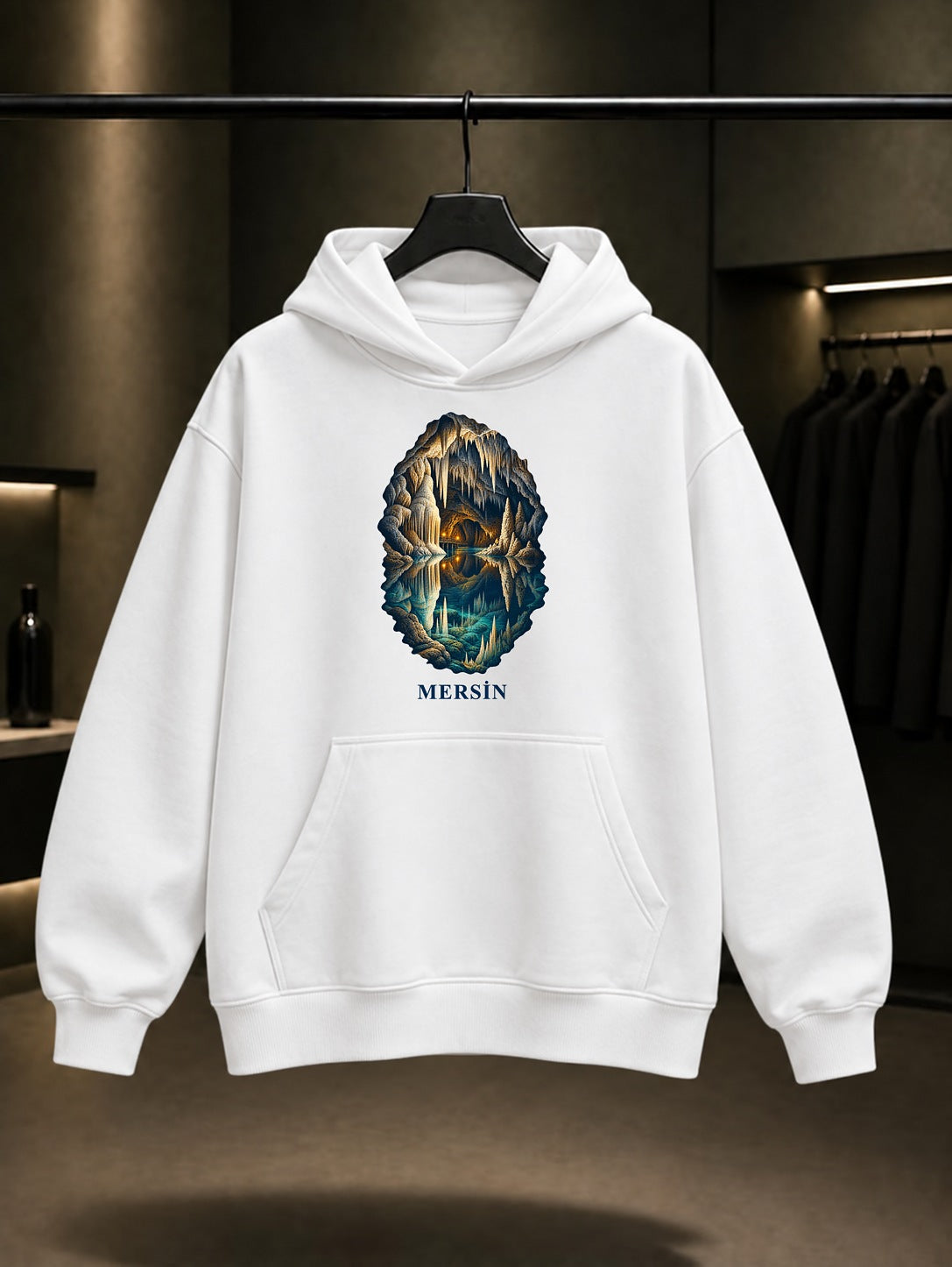 Mersin Gilindire Mağarası baskılı beyaz kapüşonlu sweatshirt