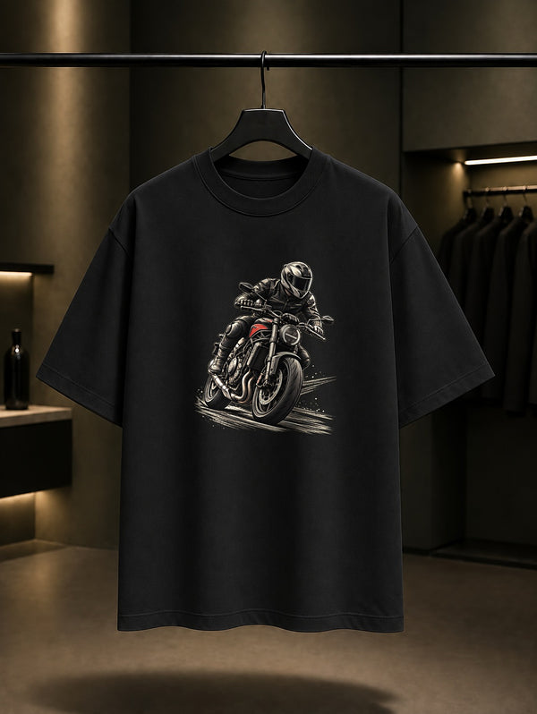 Virajda Sürücü Baskılı Unisex %100 Pamuk Tişört · Motosiklet