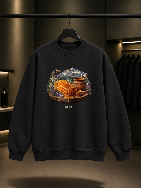 Muş Balı baskılı siyah sweatshirt