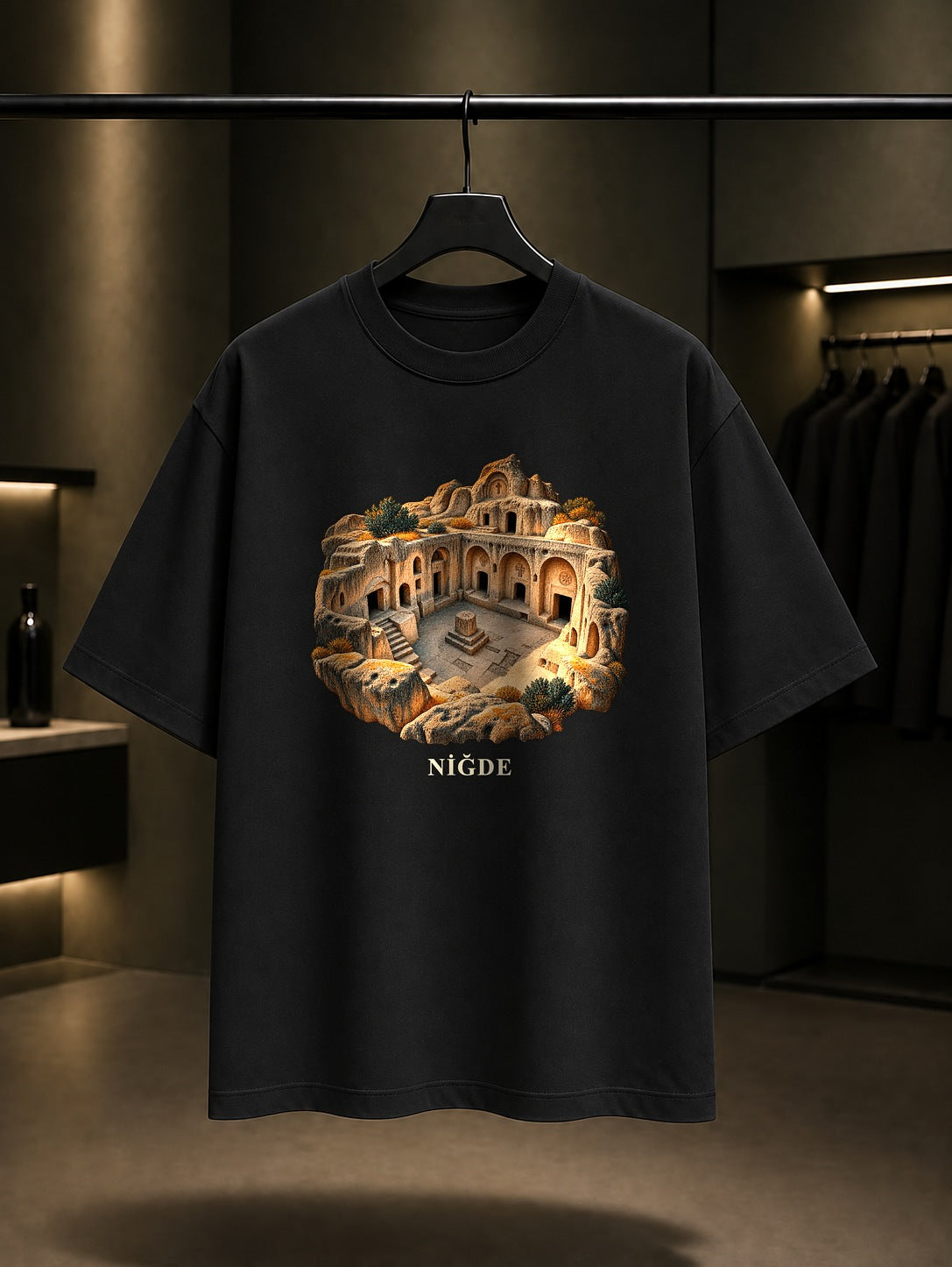 Niğde Gümüşler Manastırı baskılı siyah t-shirt