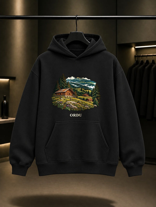Ordu Çambaşı Yaylası baskılı siyah kapüşonlu sweatshirt