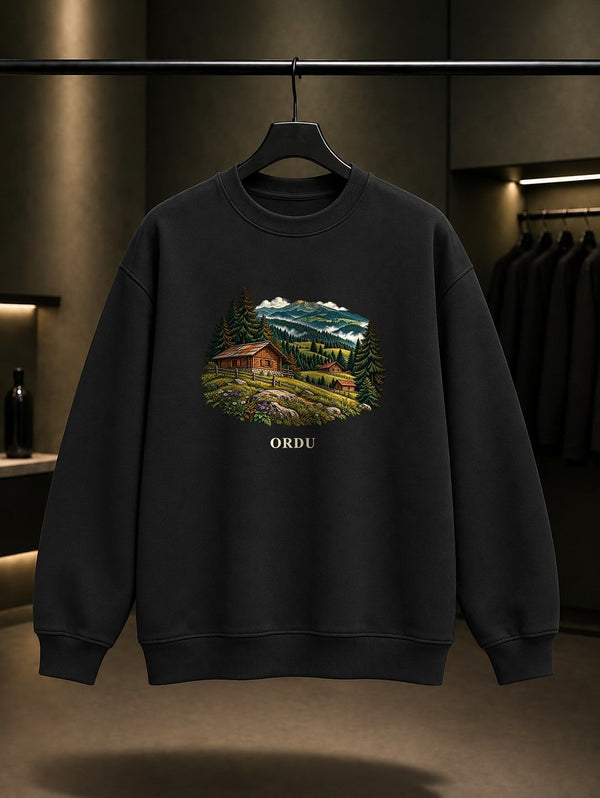 Ordu Çambaşı Yaylası baskılı siyah sweatshirt