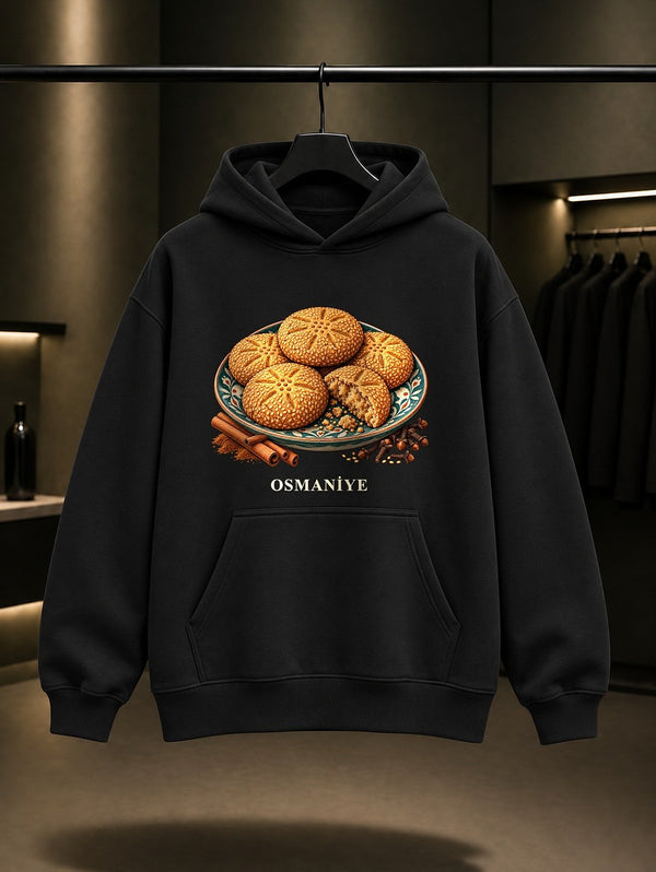 Osmaniye Bayram Kömbesi baskılı siyah kapüşonlu sweatshirt