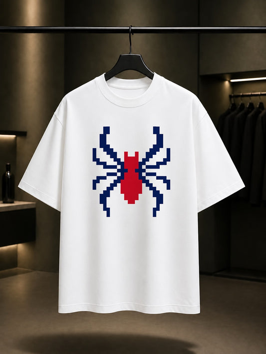 Piksel Örümcek baskılı beyaz t-shirt
