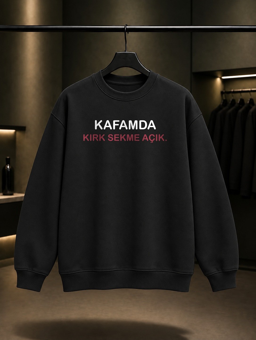 Kafamda Kırk Sekme Açık Yazılı Baskılı Unisex %100 Pamuk Sweatshirt — Siyah