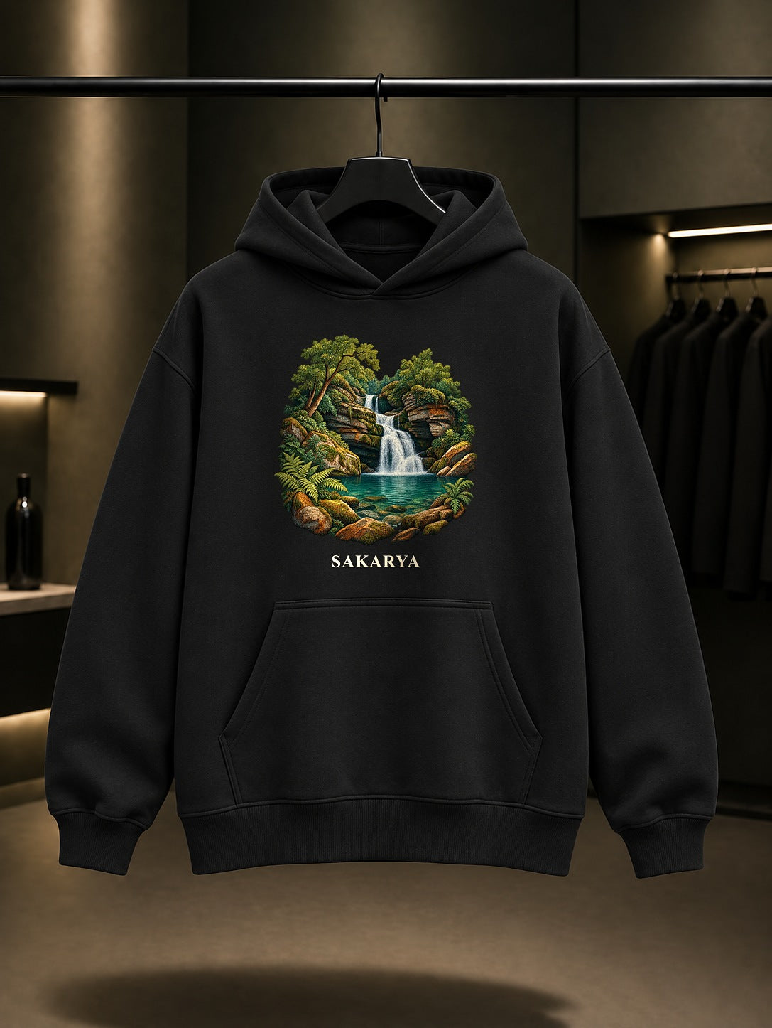 Sakarya Maden Deresi baskılı siyah kapüşonlu sweatshirt