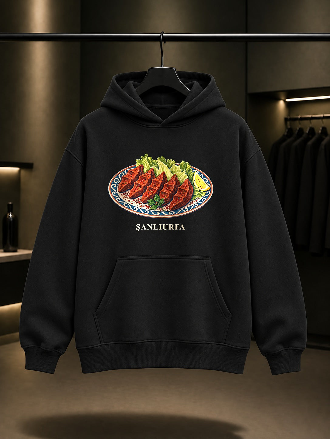 Şanlıurfa Çiğ Köfte baskılı siyah kapüşonlu sweatshirt