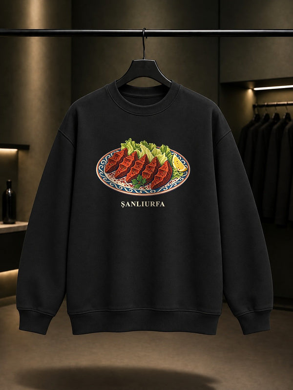 Şanlıurfa Çiğ Köfte baskılı siyah sweatshirt