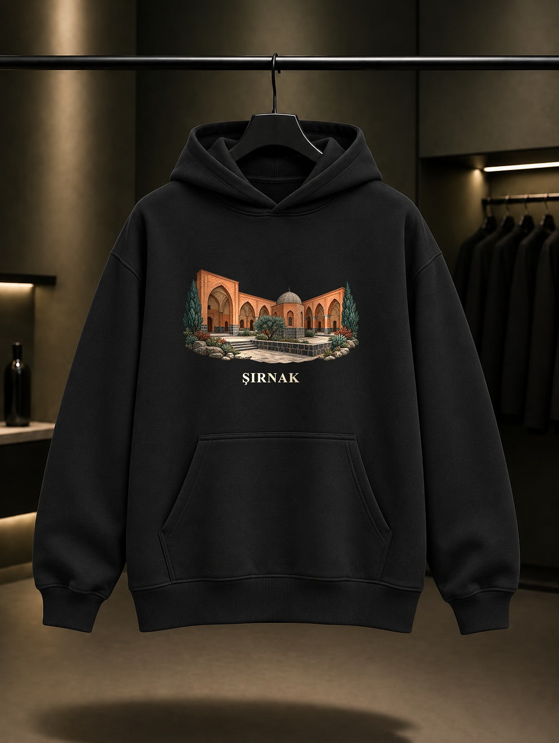 Şırnak Kırmızı Medrese baskılı siyah kapüşonlu sweatshirt