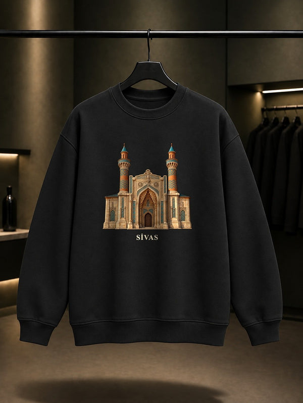 Sivas Gök Medrese baskılı siyah sweatshirt