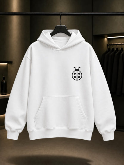 Uğur Böceği Minimal Baskılı Unisex %100 Pamuk Kapüşonlu Sweatshirt — Beyaz