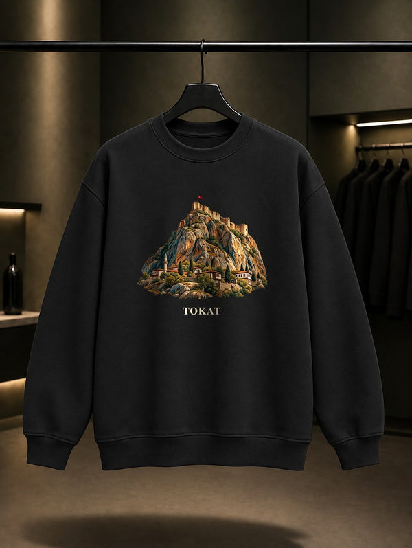 Tokat Kalesi baskılı siyah sweatshirt