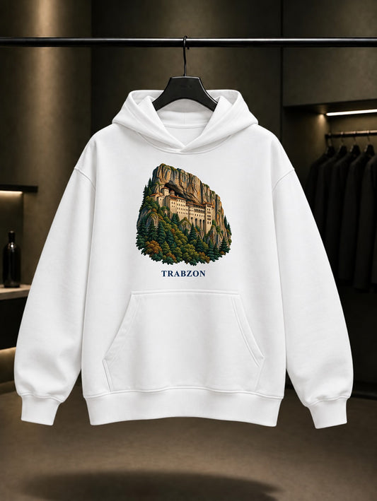 Trabzon Sümela baskılı beyaz kapüşonlu sweatshirt