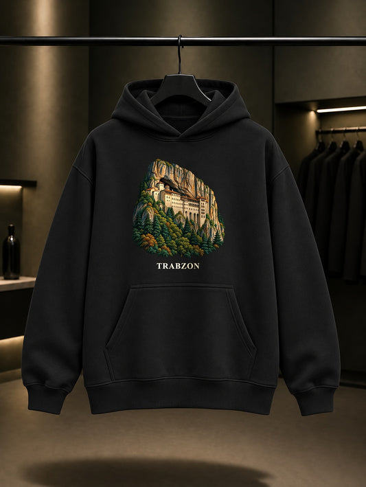 Trabzon Sümela baskılı siyah kapüşonlu sweatshirt