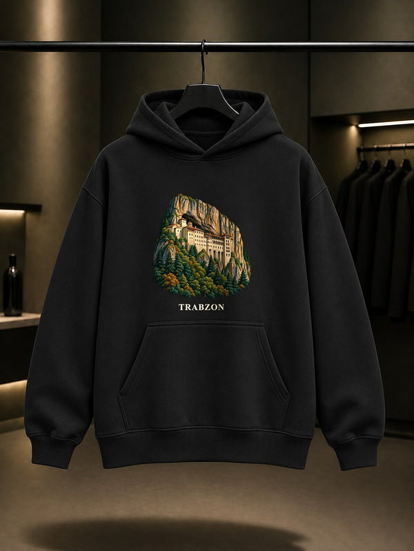 Trabzon Sümela baskılı siyah kapüşonlu sweatshirt