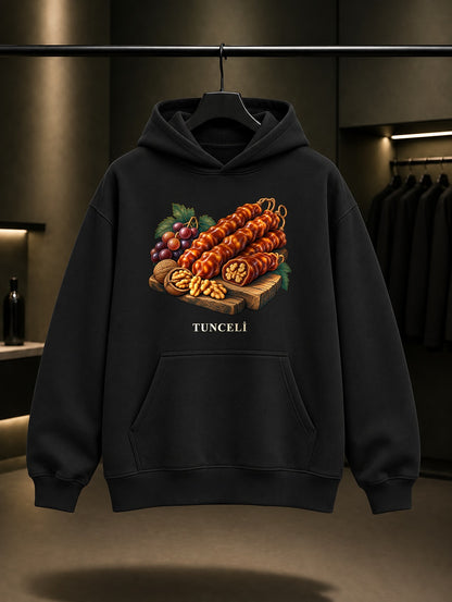 Tunceli Cevizli Orcik baskılı siyah kapüşonlu sweatshirt