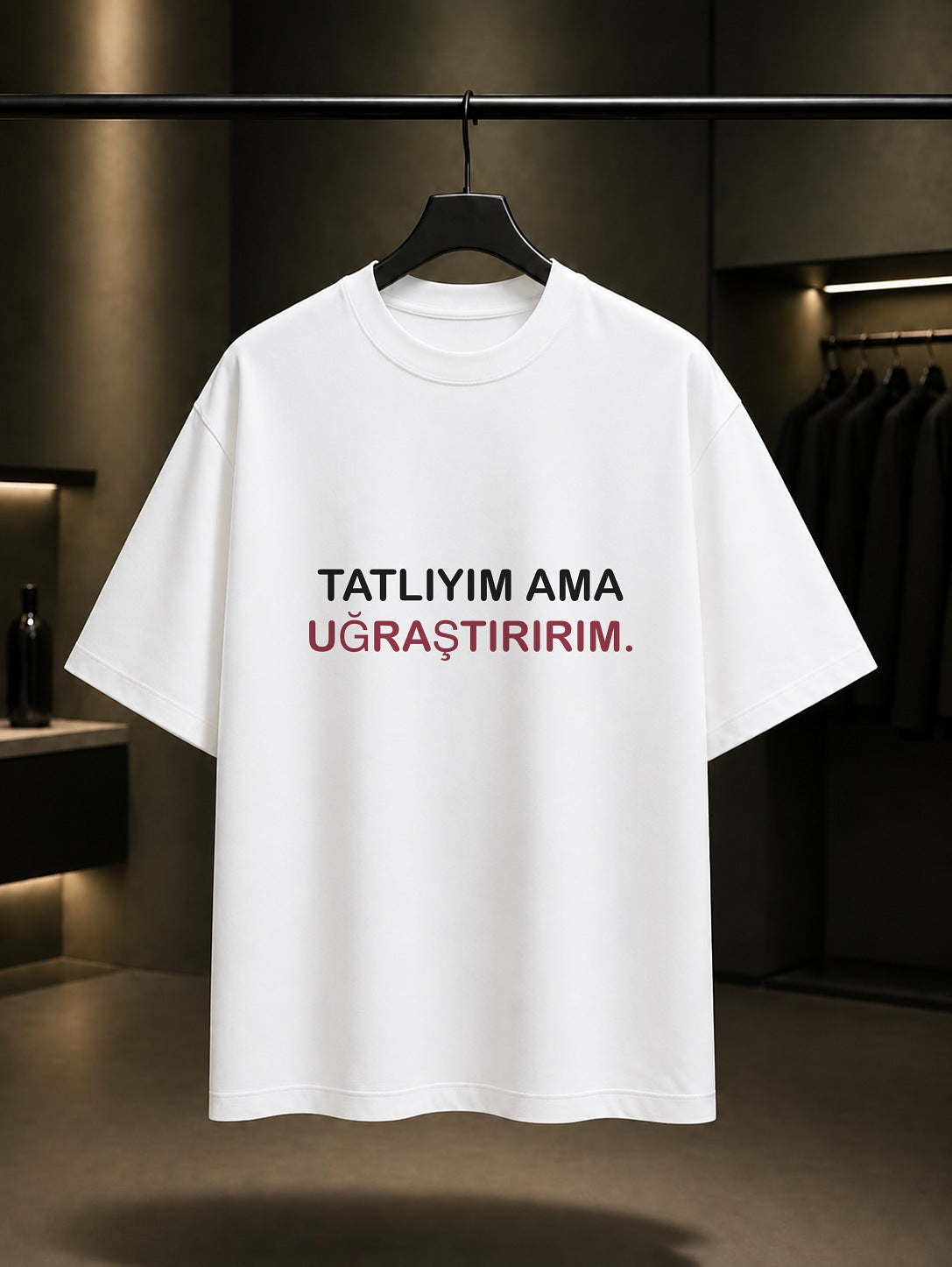 Tatlıyım Ama Uğraştırırım Baskılı Unisex %100 Pamuk T-shirt — Beyaz