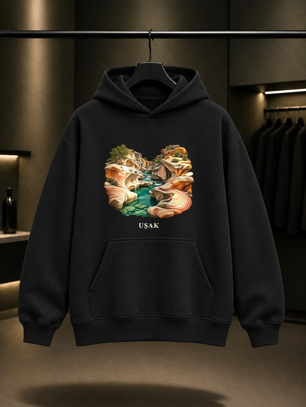 Uşak Taşyaran Vadisi baskılı siyah kapüşonlu sweatshirt
