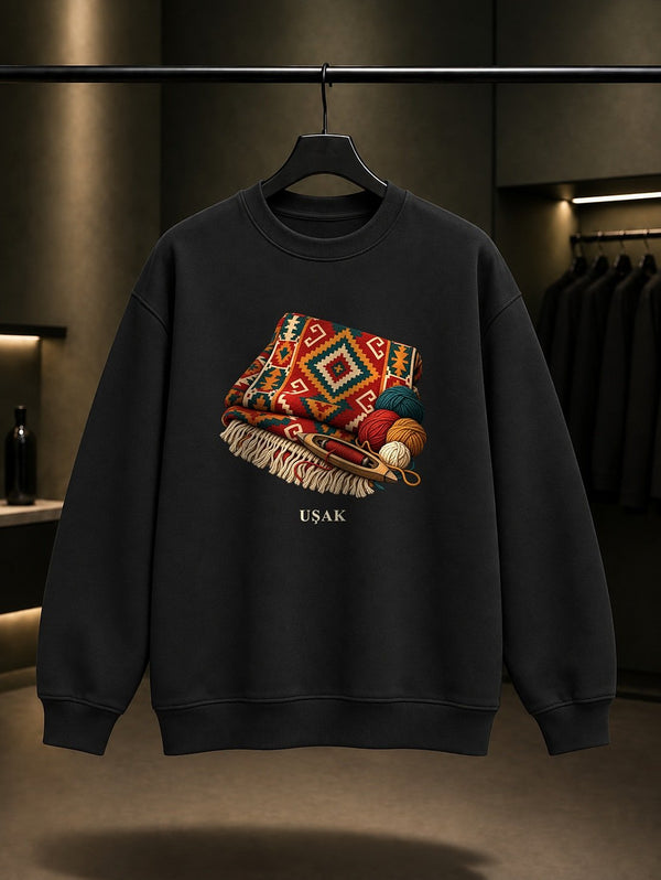 Uşak Eşme Kilimi baskılı siyah sweatshirt