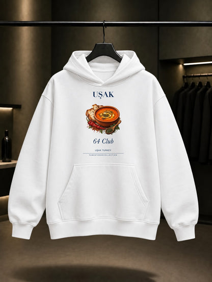 Uşak Tarhana Çorbası 64 Club baskılı beyaz kapüşonlu sweatshirt
