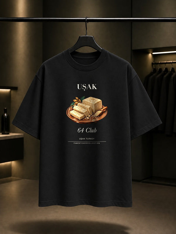 Uşak Tahin Helva 64 Club baskılı siyah t-shirt