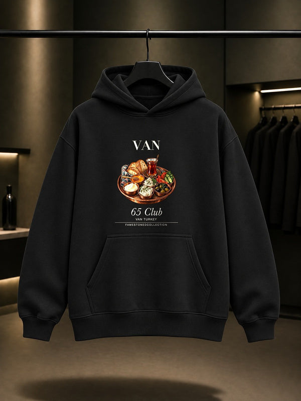 Van Kahvaltısı 65 Club baskılı siyah kapüşonlu sweatshirt