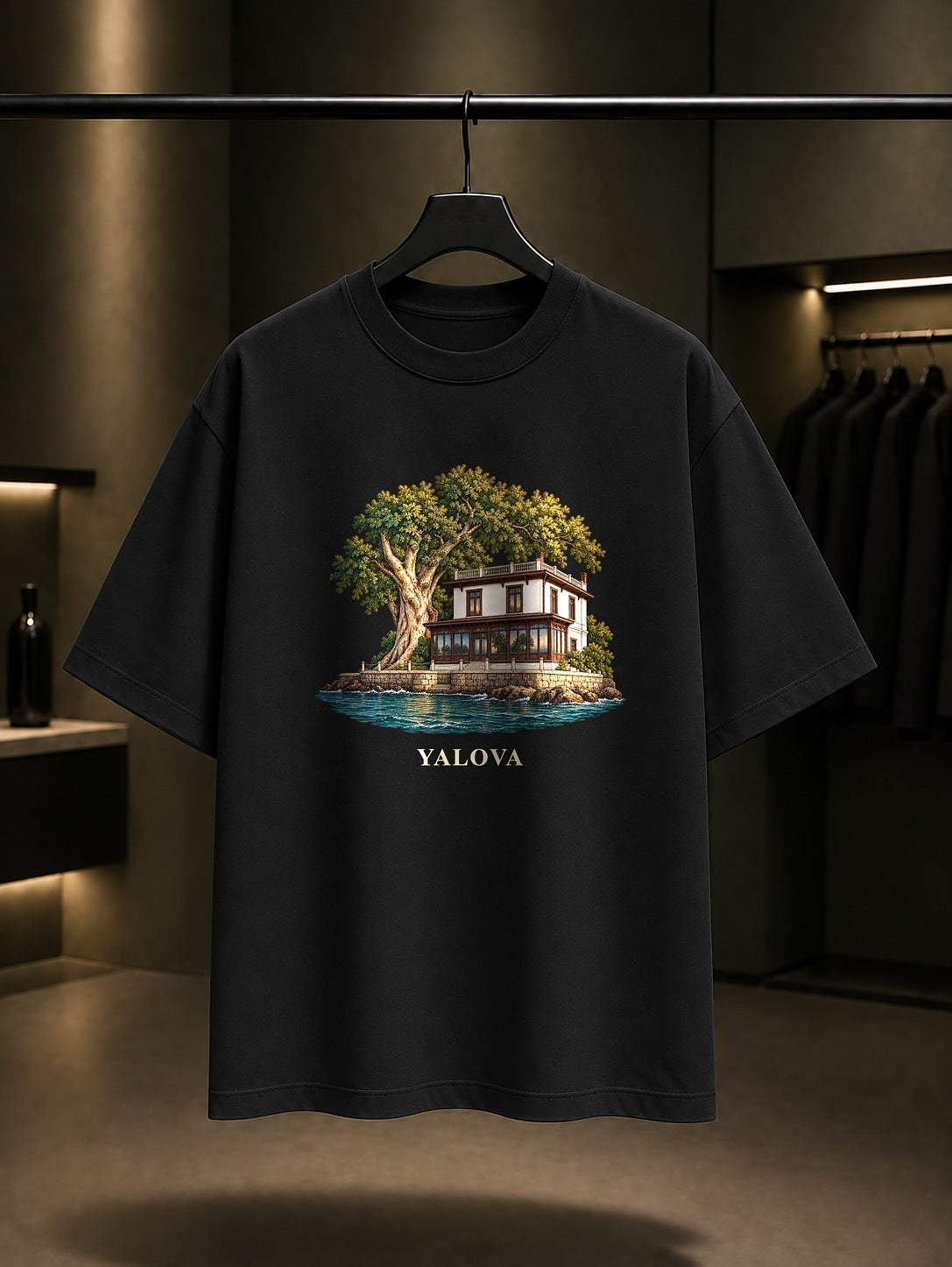 Yalova Yürüyen Köşk baskılı siyah t-shirt
