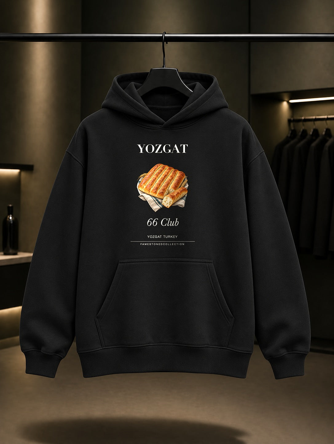 Yozgat Parmak Çöreği 66 Club baskılı siyah kapüşonlu sweatshirt