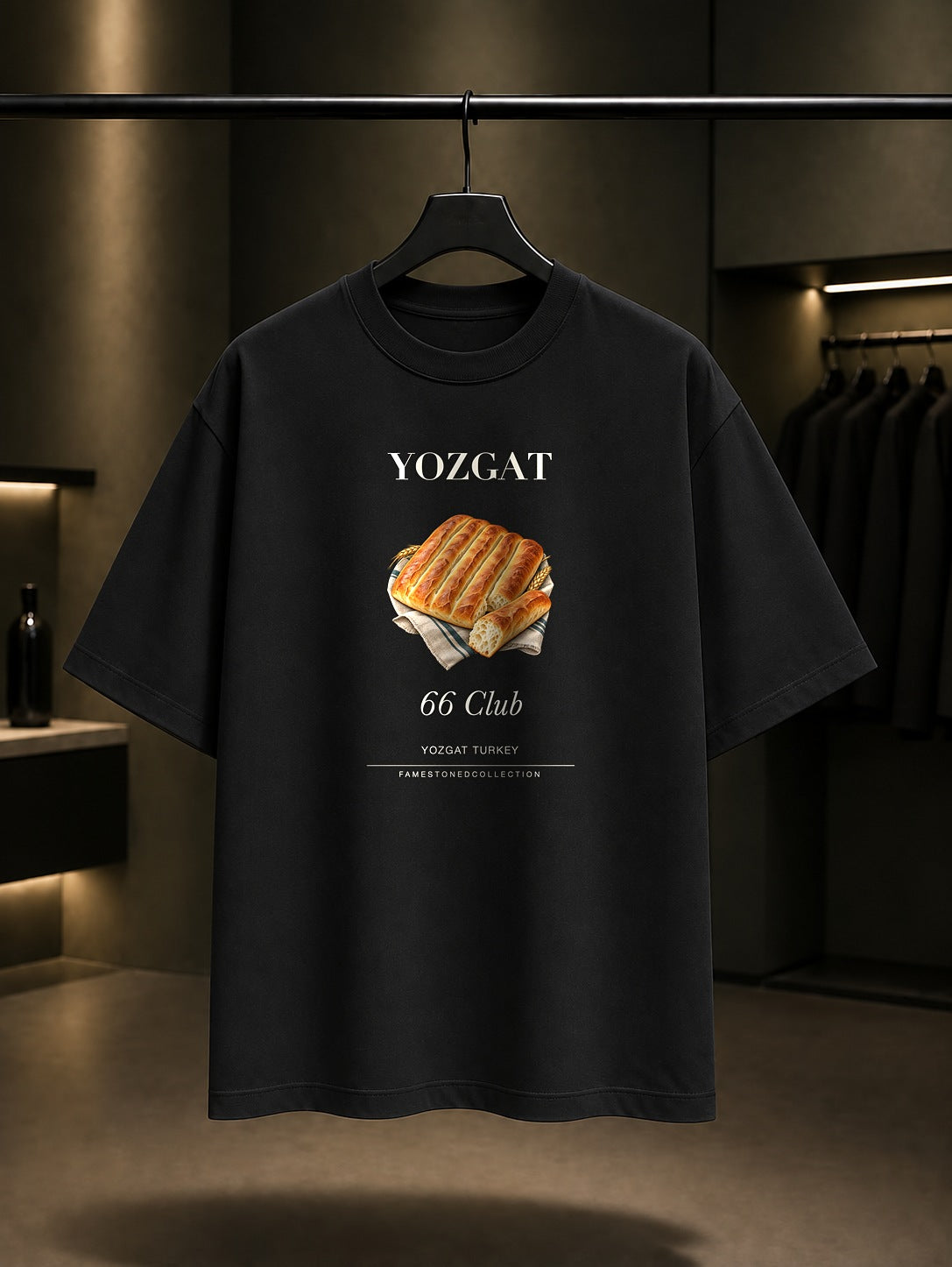 Yozgat Parmak Çöreği 66 Club baskılı siyah t-shirt